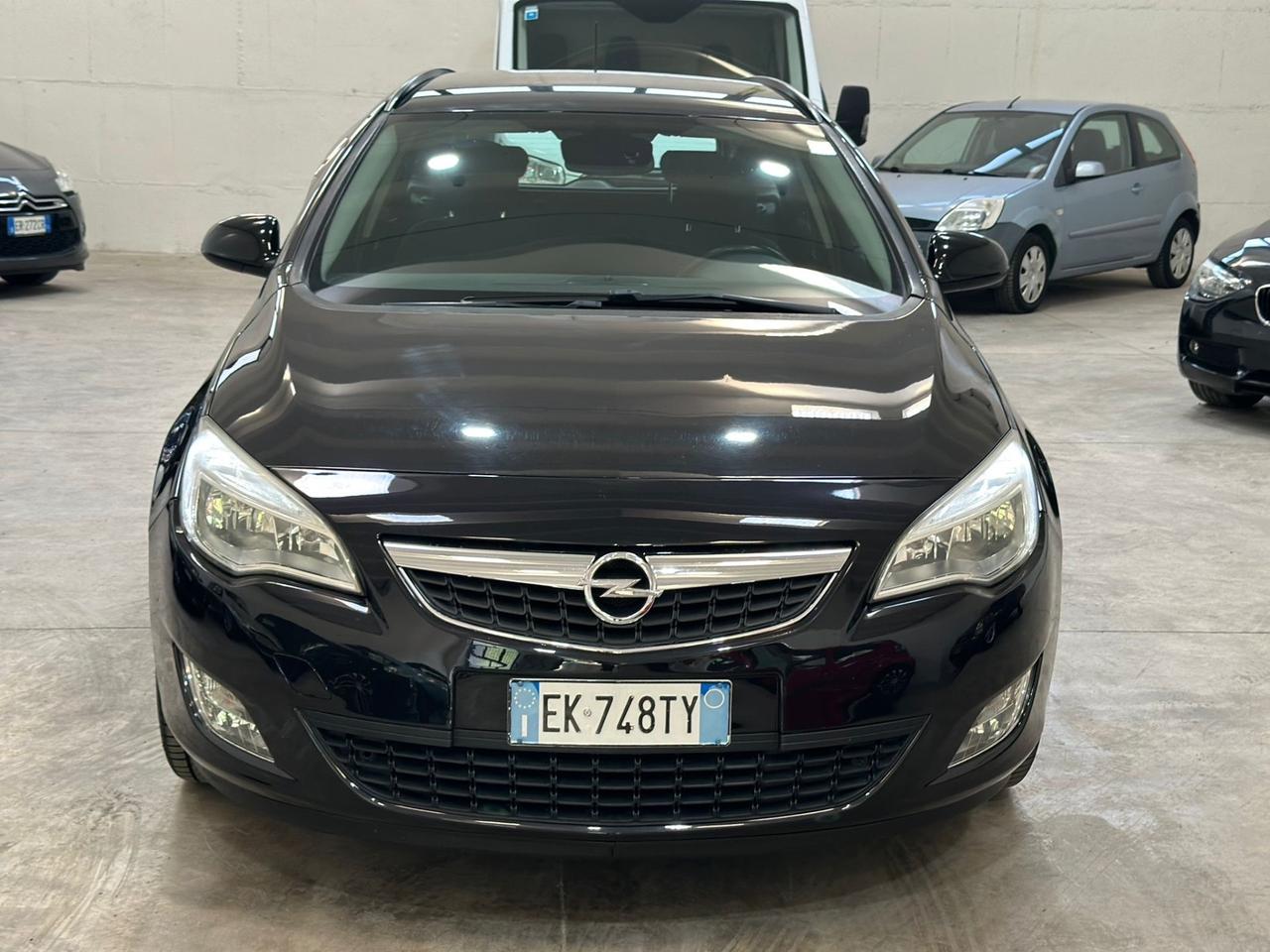 Opel Astra 1.7 CDTI 110CV 5 porte Cosmo