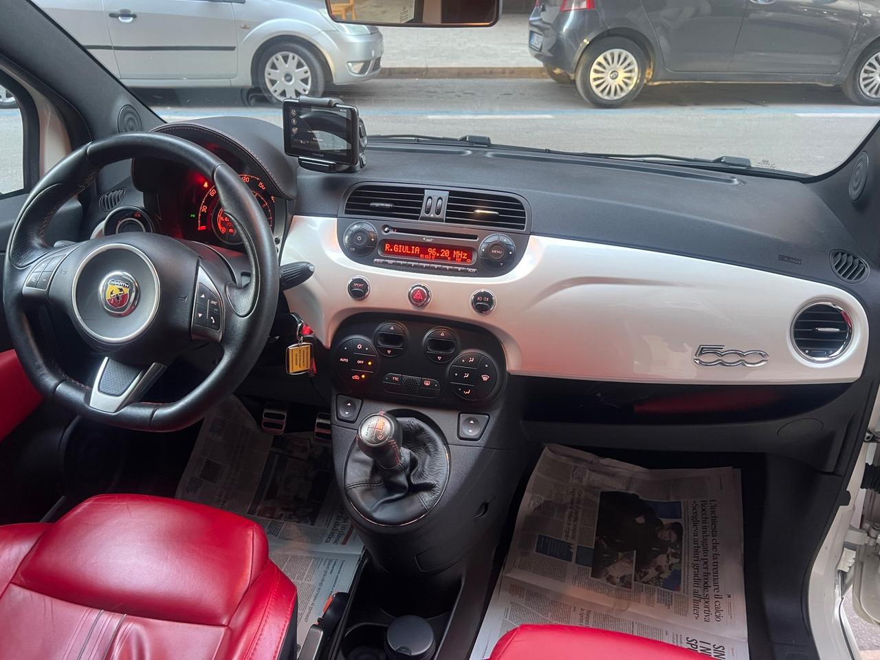 ABARTH 500 135 CAVALLI BIANCO PERLA