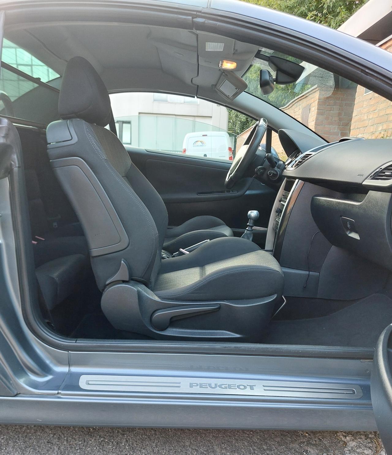 Peugeot CC Féline 207 neopatentati euro 5B cabrio