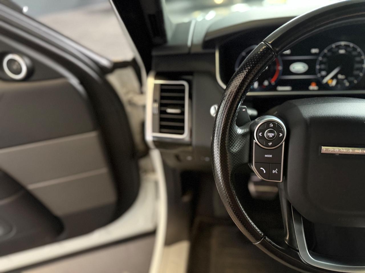 Land Rover Range Rover Sport 3.0 SDV6 HSE Dynamic