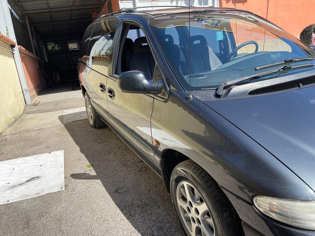 Chrysler Voyager 2.5 turbodiesel LX