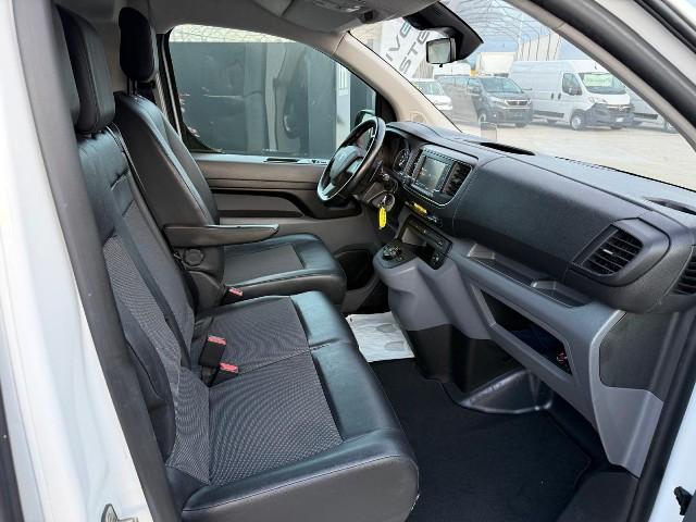 Peugeot EXPERT L2H1 2.0 120 EAT 8