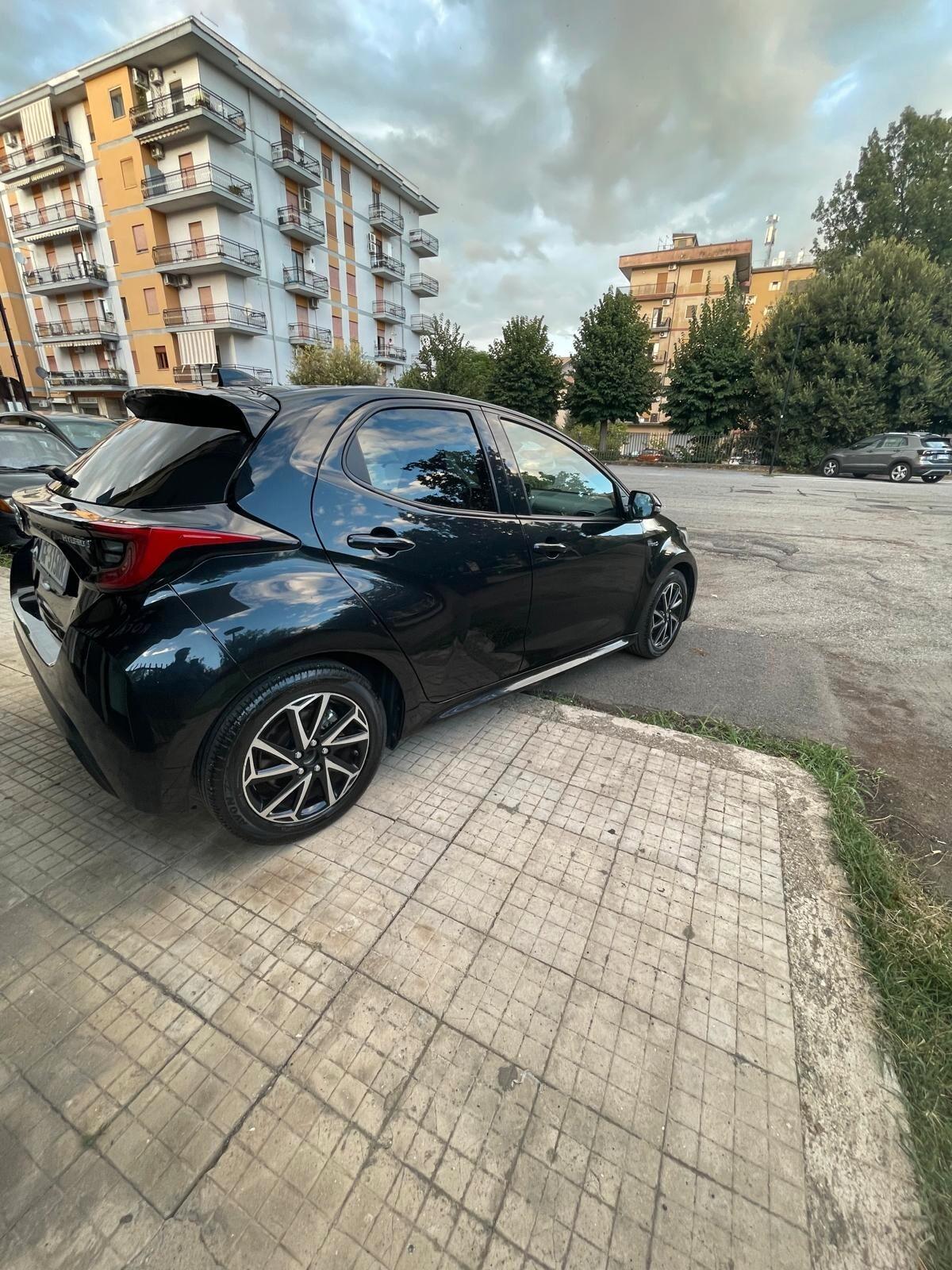 Toyota Yaris 1.5 Hybrid 5 porte Trend