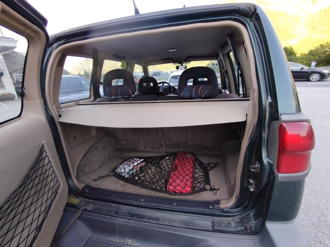 Nissan Terrano II 2.7 TD 3 porte Europe