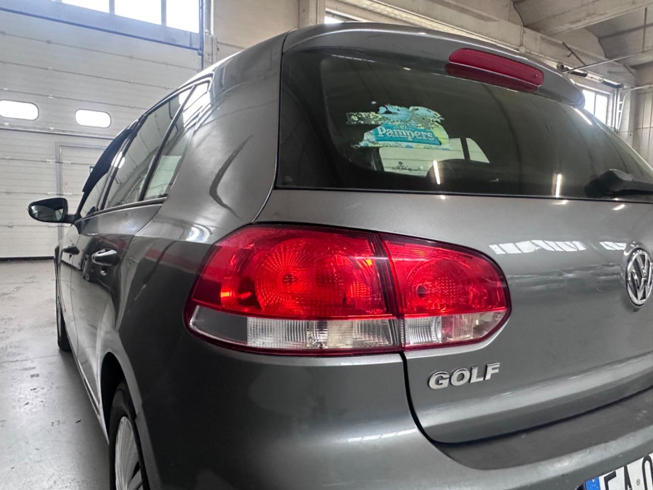 Volkswagen Golf 1.6 5p. Trendline BiFuel