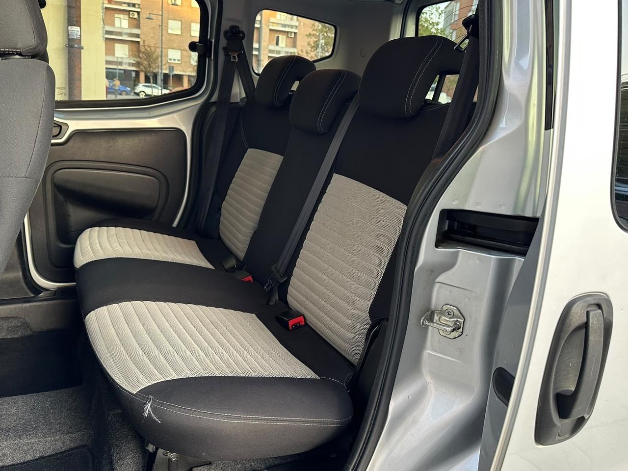 Fiat Qubo 1.3 MJT 75 CV Trekking