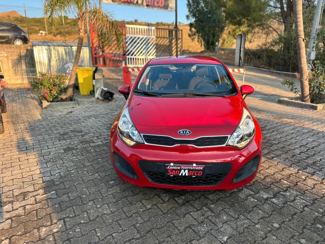 Kia Rio 1.1 CRDi WGT 5p ACTIVE OK PER NEOPATENTATI