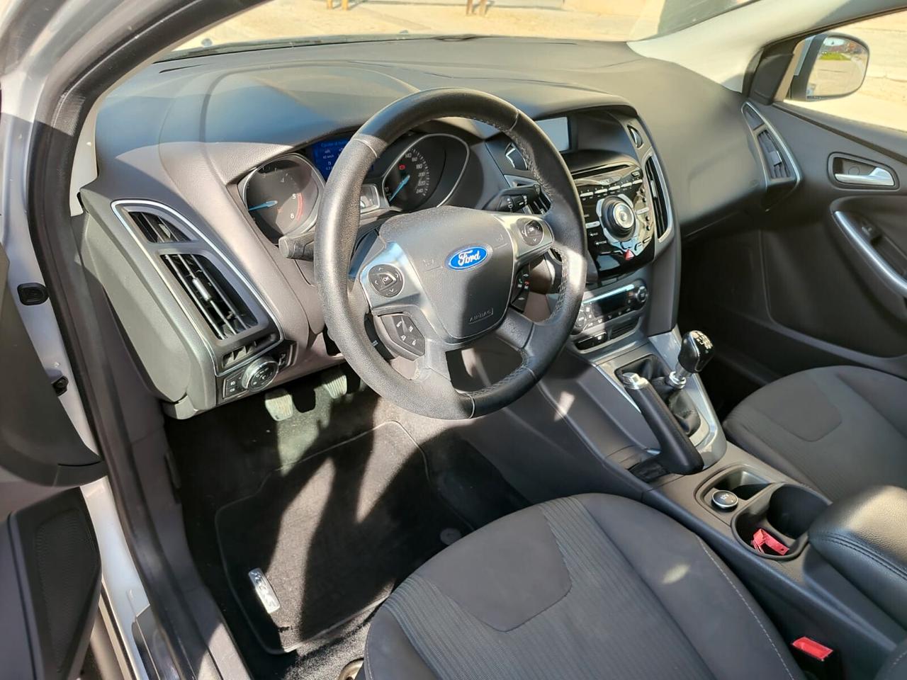 Ford Focus 1.6 TDCi 115 CV Titanium PARI AL NUOVO!!!