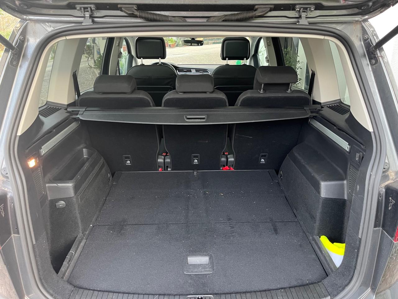 Volkswagen Touran 1.5 TSI EVO DSG Executive BlueMotion Technology