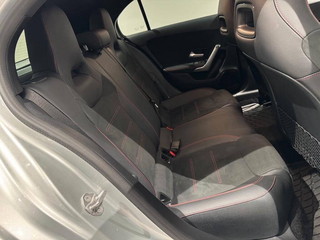 Mercedes-benz A 180 d Automatic Premium