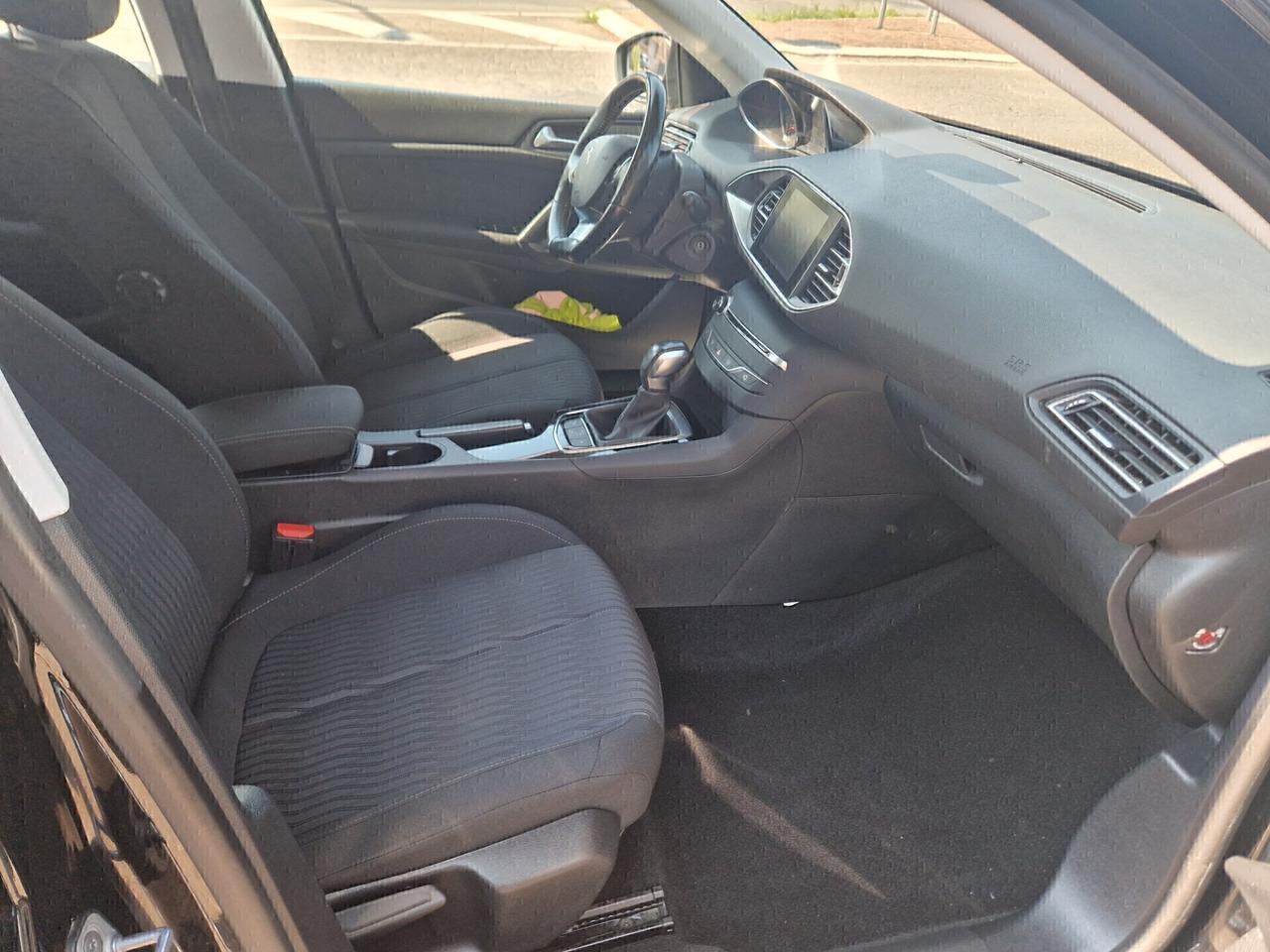 Peugeot 308 BlueHDi 120 S&S EAT6 SW Business