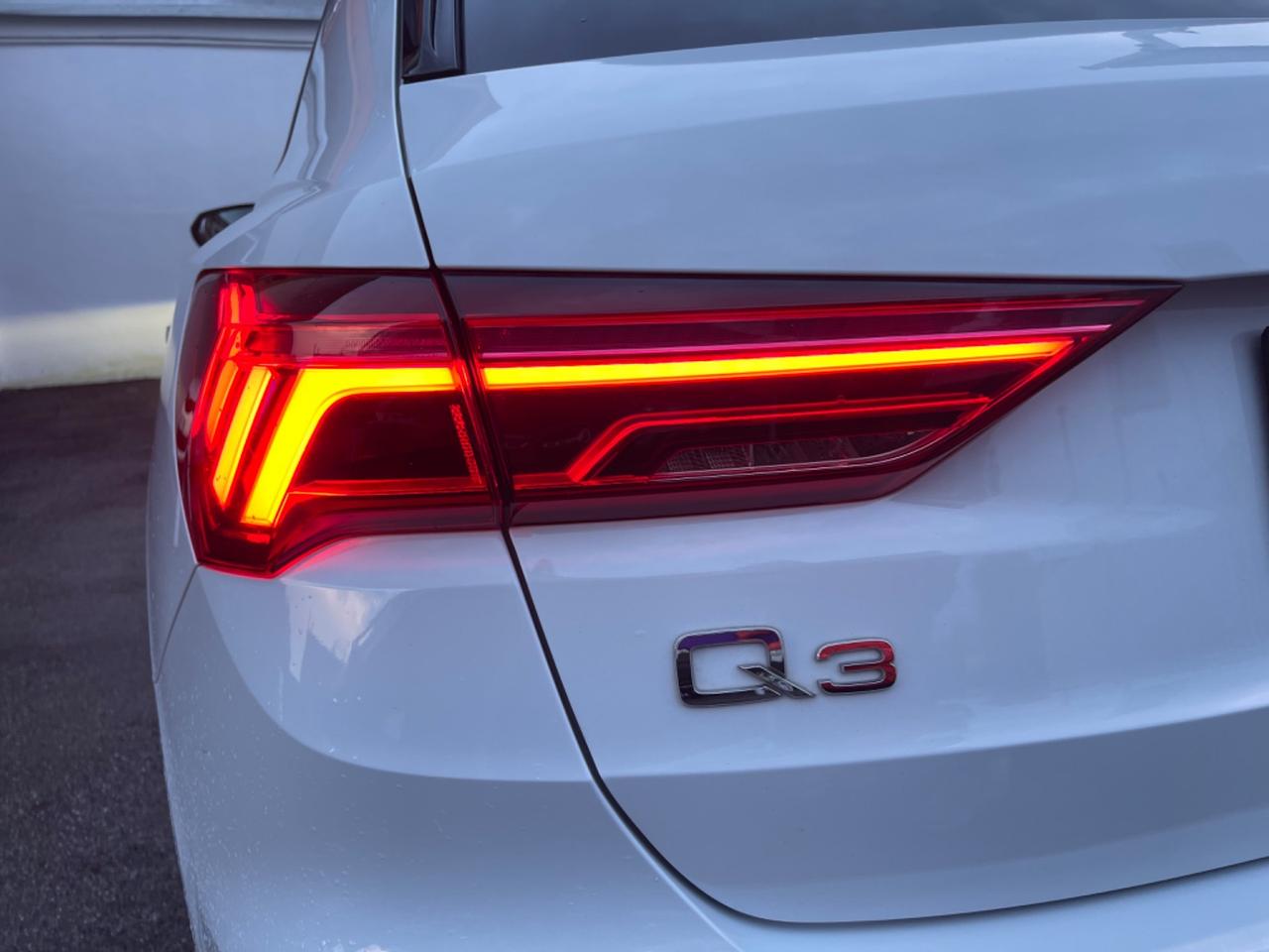 Audi Q3 35 TDI S tronic Business Advanced KM CERTIFICATI!