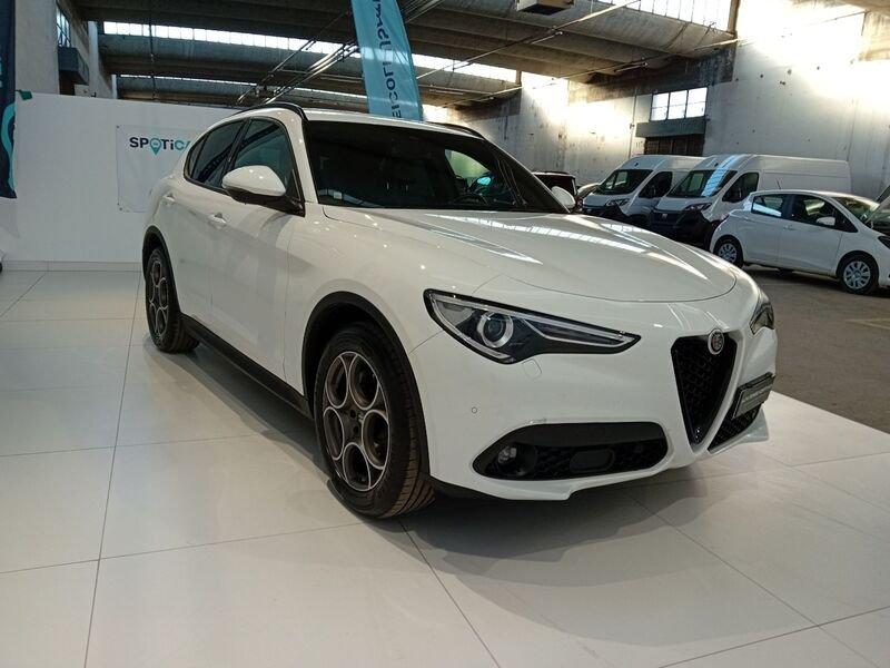 Alfa Romeo Stelvio 2.2 Turbodiesel 190 CV AT8 Q4 Sprint