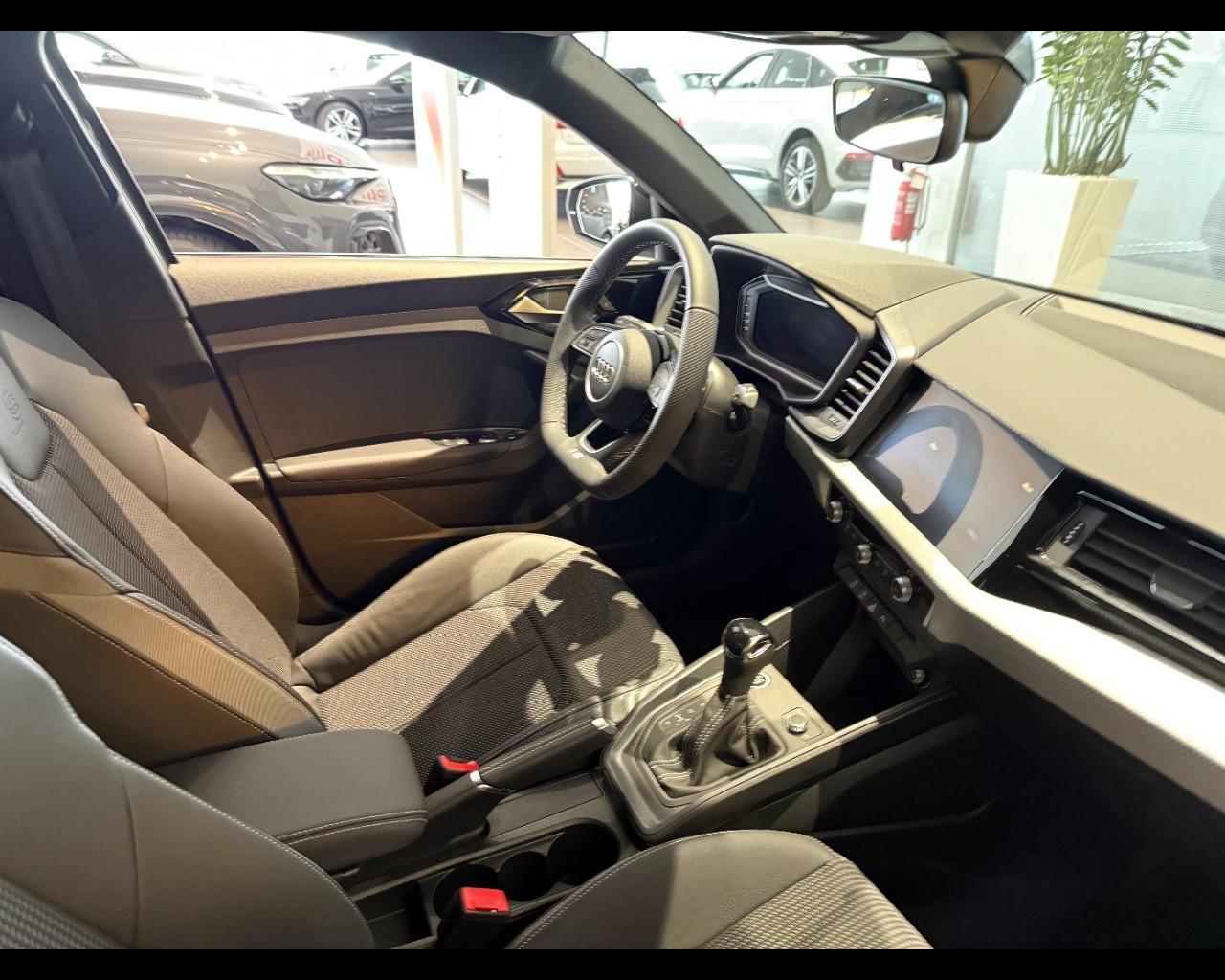 AUDI Audi A1 Sportback Identity Black 30 TFSI 85(116) kW(CV) S tronic