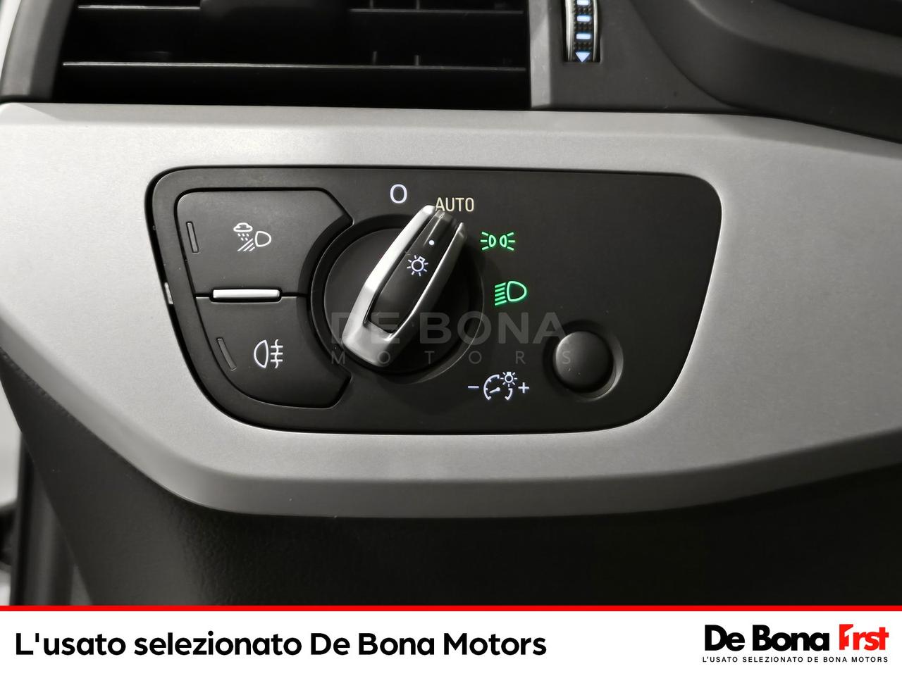 Audi A4 avant 30 2.0 tdi mhev business advanced 136cv s-tronic