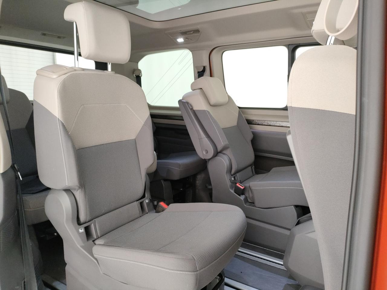 Volkswagen T7 Multivan 1.4 tsi eh energetic dsg 7p.ti