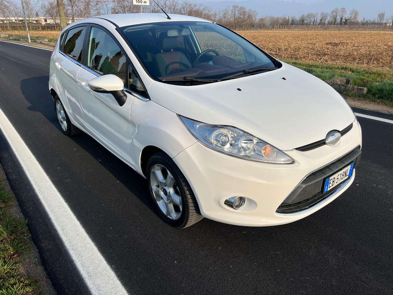Ford Fiesta 1.4 5 porte Bz.- GPL Titanium