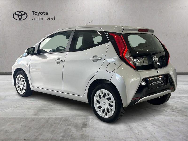 Toyota Aygo Aygo 5p 1.0 x-play 72cv