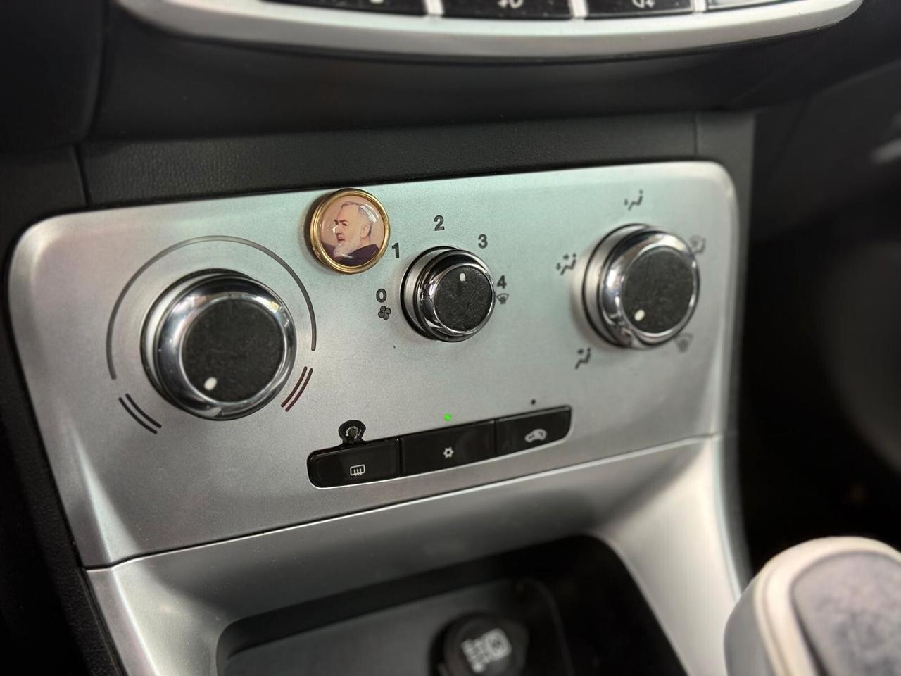 Lancia Delta 1.6 MJT 120CV Gold * Ok Neopatentati*