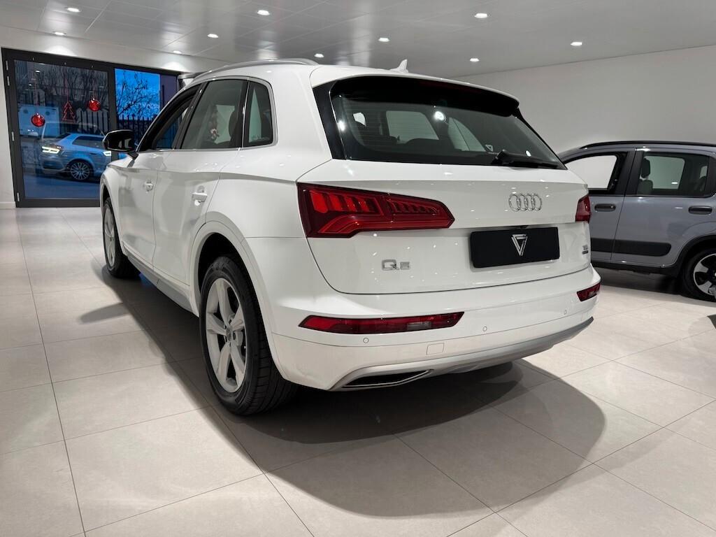 Audi Q5 2.0 TDI 190 CV quattro S tronic Business Sport