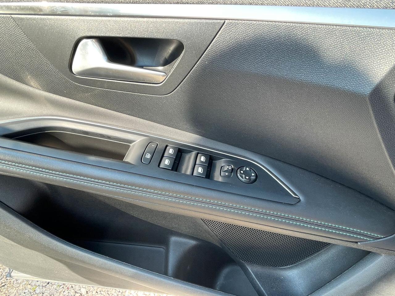 Peugeot 3008 BlueHDi 130 S&S EAT8 Allure Pack