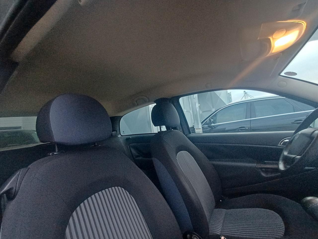 Lancia Ypsilon 1.2 Oro UniPro