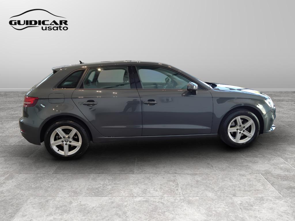 AUDI A3 III 2016 Sportback - A3 Sportback 30 1.0 tfsi Admired 116