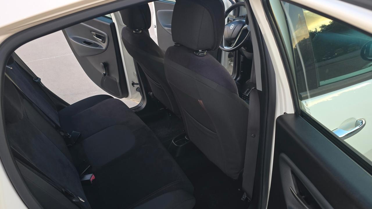 Lancia Ypsilon 1.3 MJT 16V 95 CV 5 porte S&S Platinum