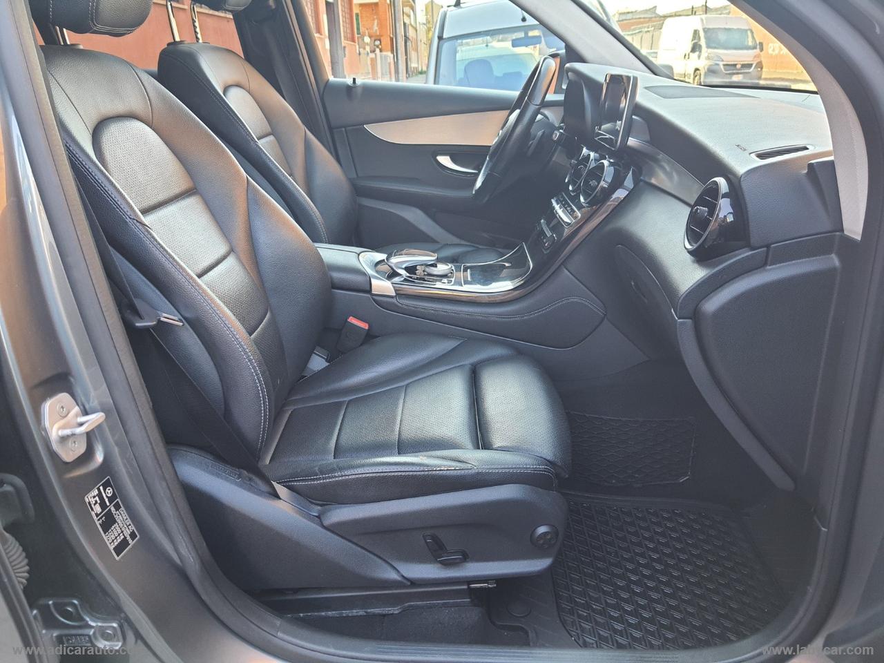 MERCEDES-BENZ GLC 220 d 4Matic Sport