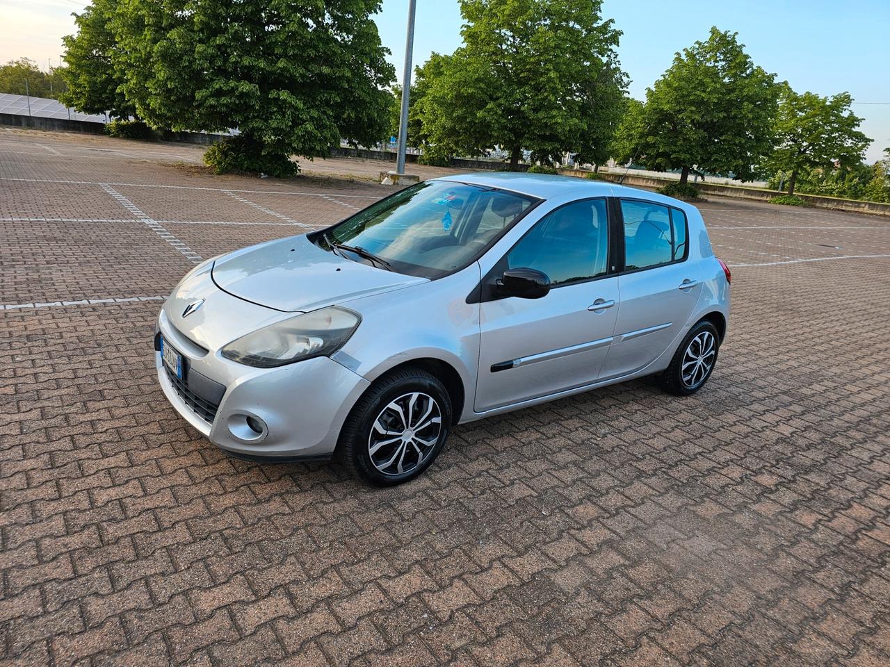 Renault Clio 1.5 dCi 75CV 5 porte Dynamique