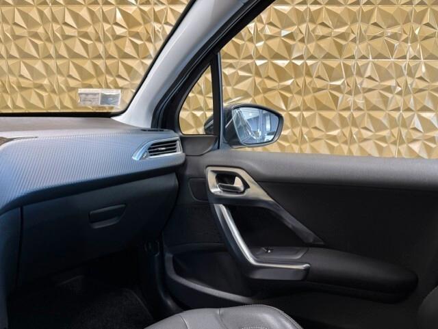 Peugeot 2008 BlueHDi 100 Allure