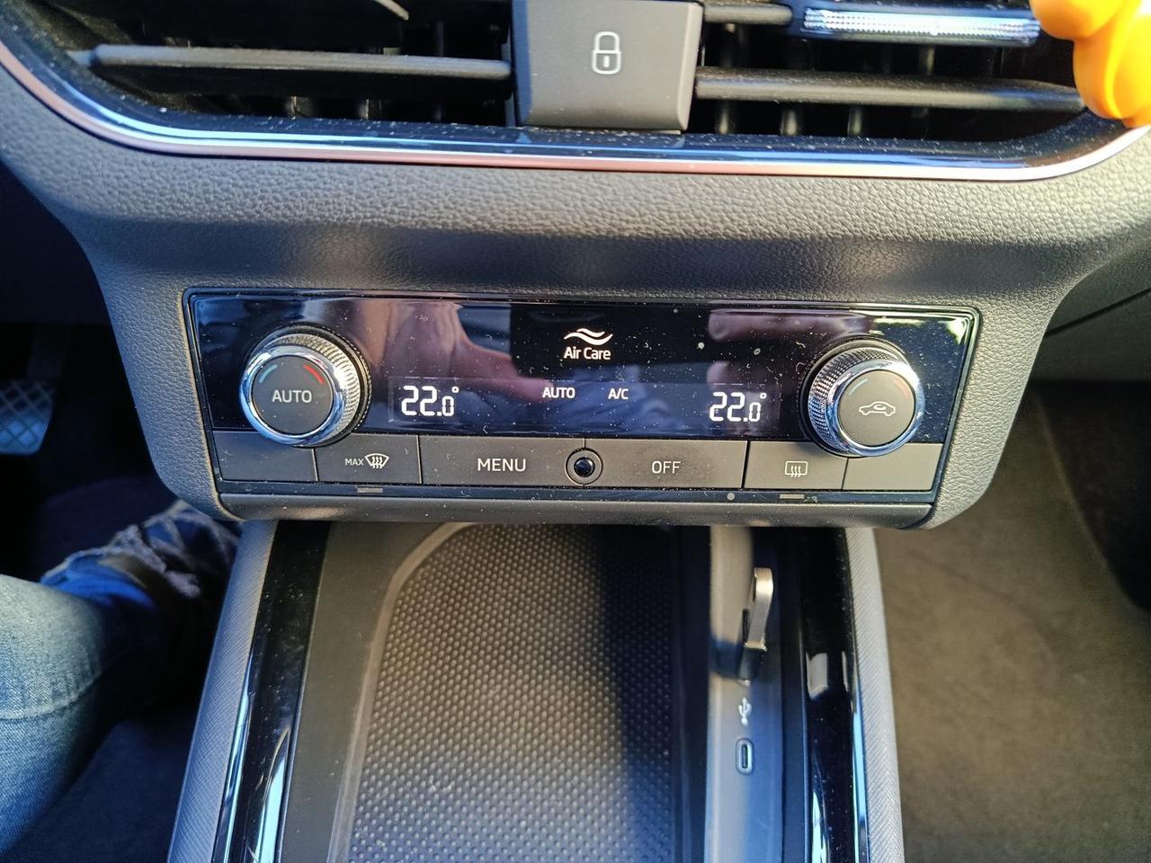 Skoda Kamiq Black Dots 1.0 TSI #8118