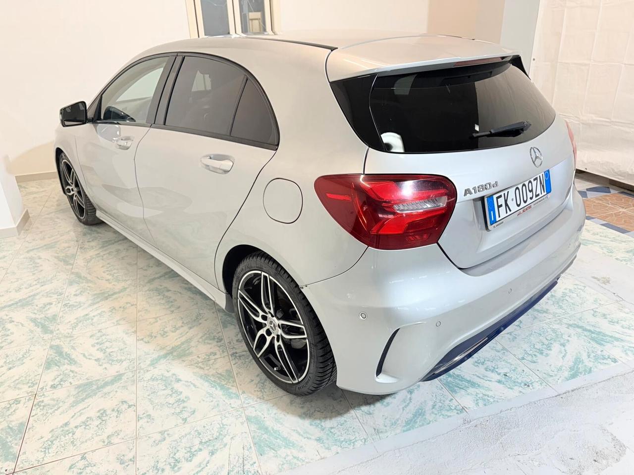 Mercedes-benz A 180 A 180 d Sport