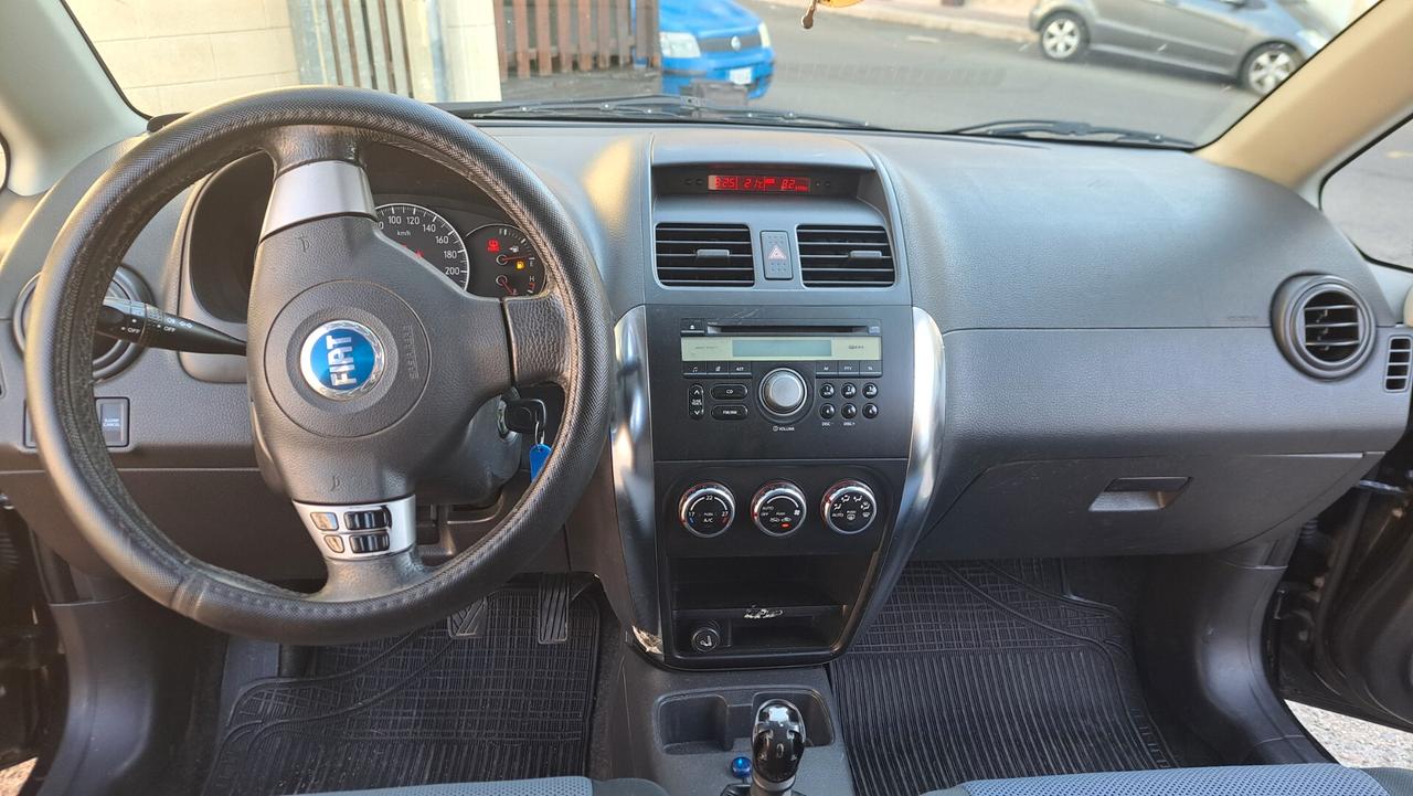 Fiat Sedici 1.9 MJT 4x4 Dynamic