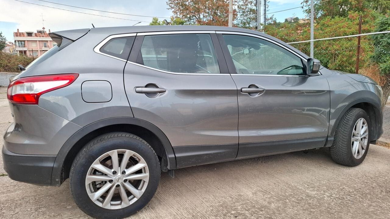 NISSAN QASHQAI 1.5 dCi Acenta