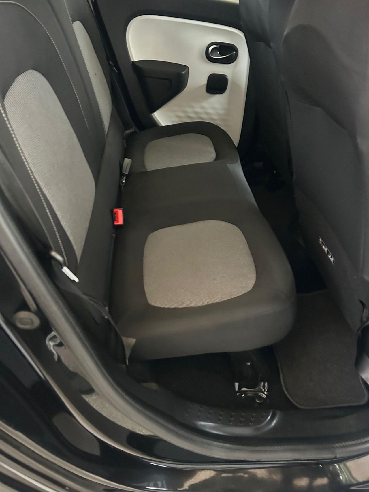 Renault Twingo SCe Stop&Start La Parisienne