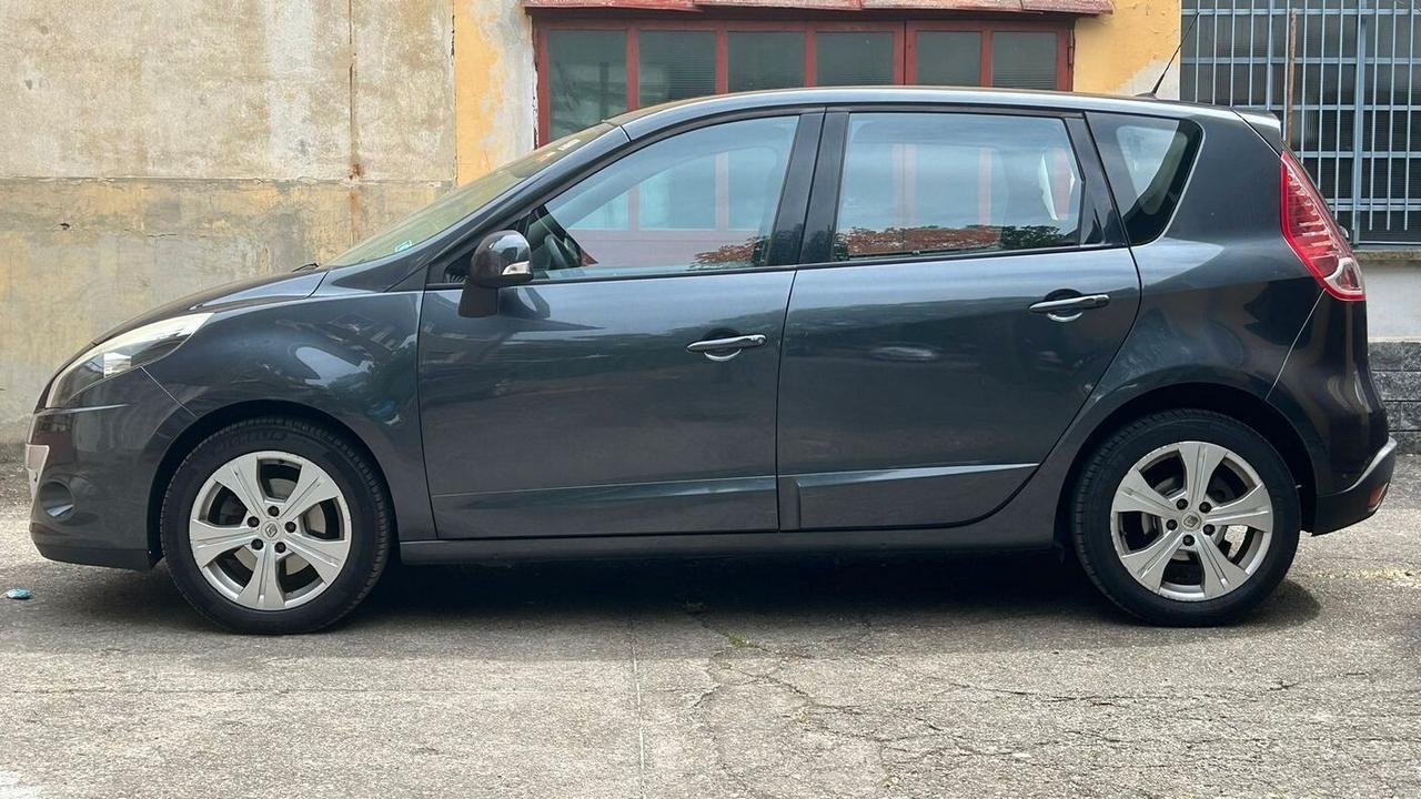 Renault Scenic Scénic X-Mod 1.4 TCe Dynamique