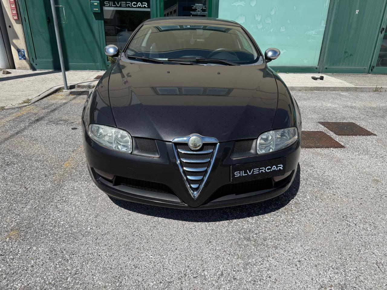 Alfa Romeo GT 1.9 MJT Luxury