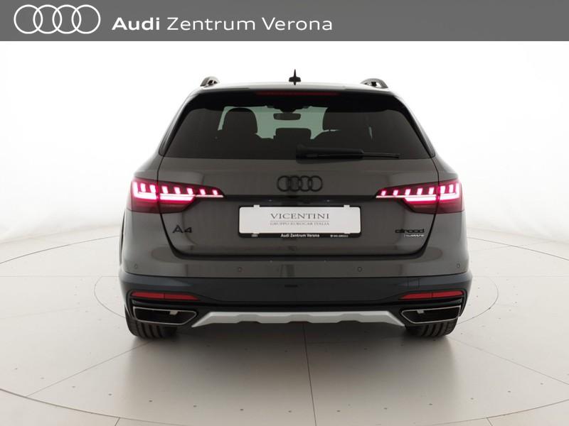 45TFSI 265CV quattro S tronic Identity Contrast