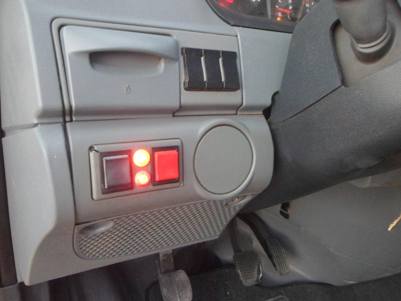 Iveco Daily 35c15 ribaltabile con gru