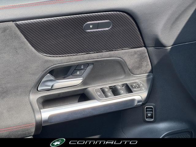 MERCEDES-BENZ GLB 200 d Automatic Premium