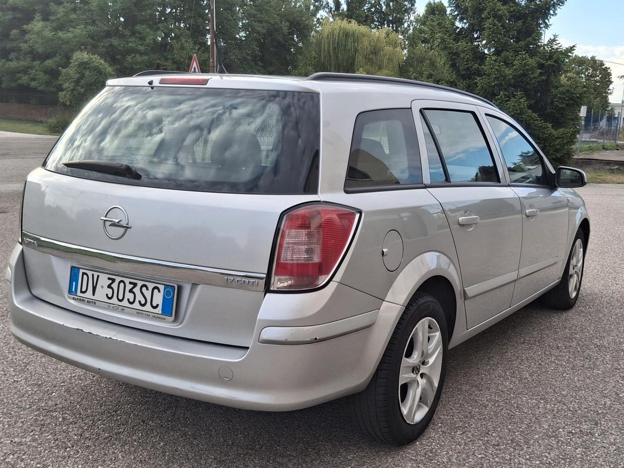 Opel Astra 1.7 CDTI 110CV Station Wagon Cosmo