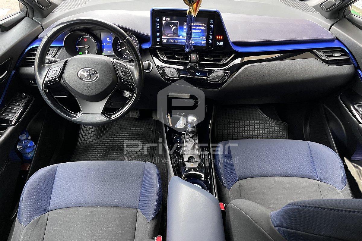 TOYOTA C-HR 1.8 Hybrid E-CVT Lounge