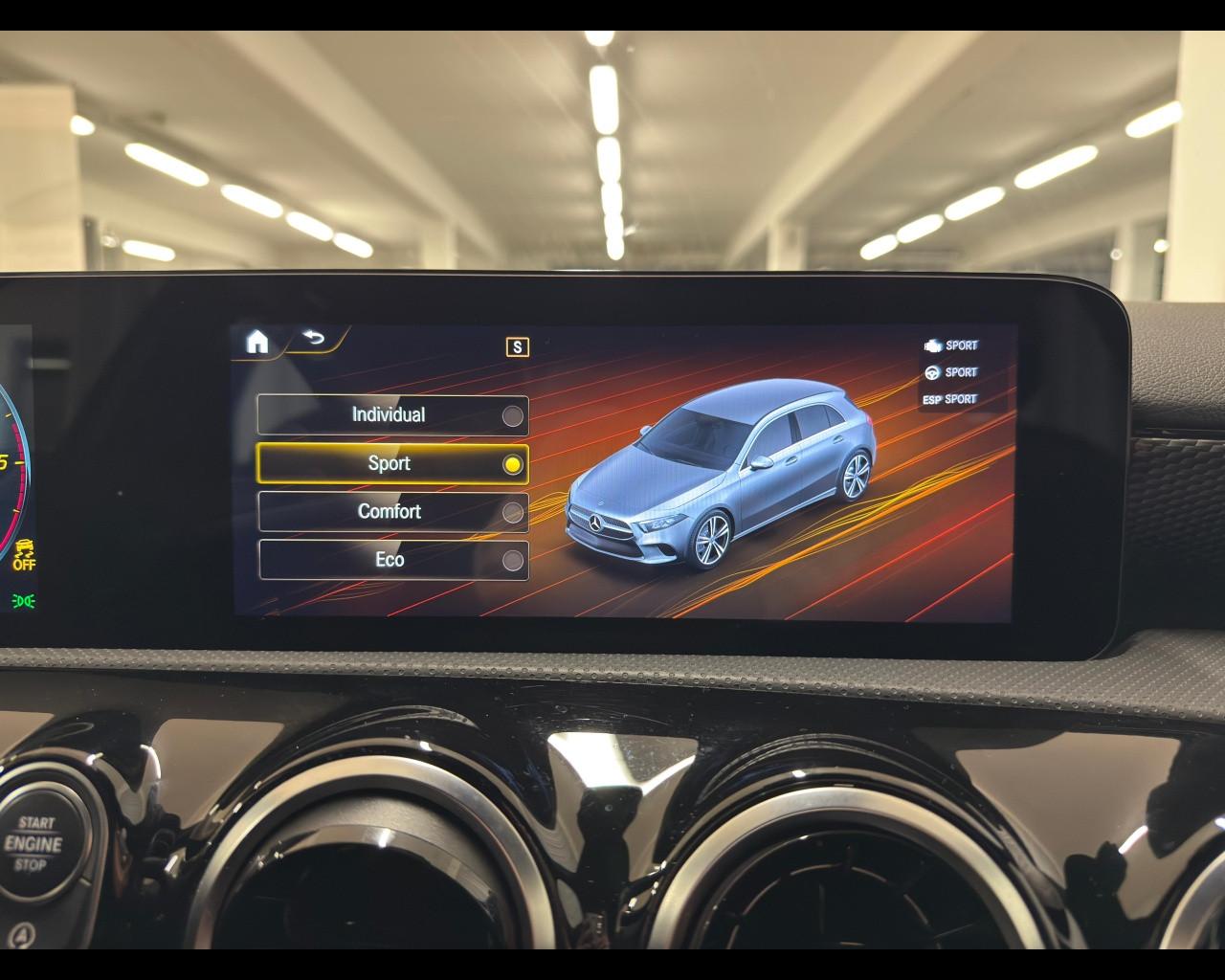 Mercedes-Benz Classe A (W177) - A 180 d Automatic Sport