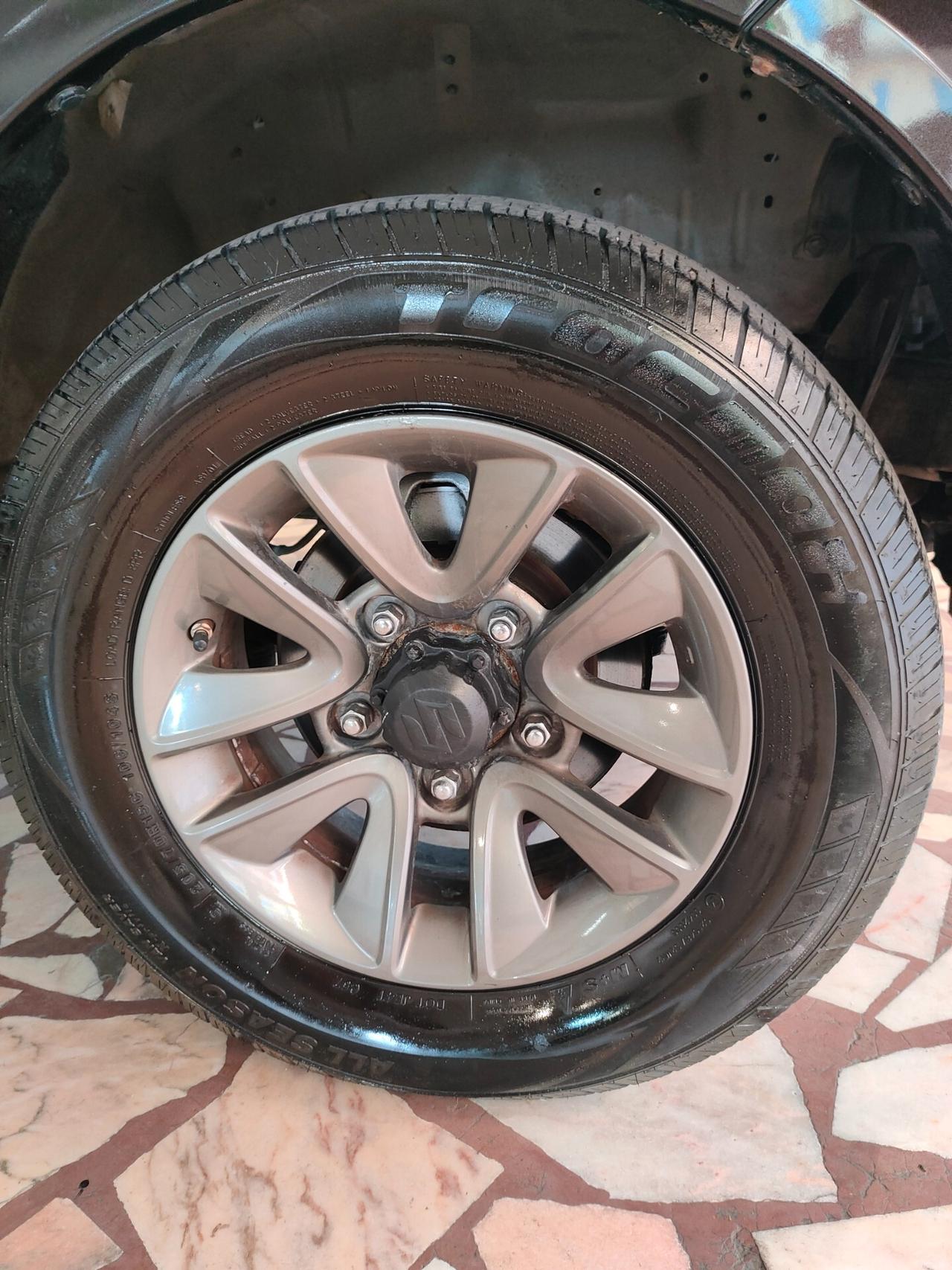 Suzuki Jimny 1.3 Benz .4WD