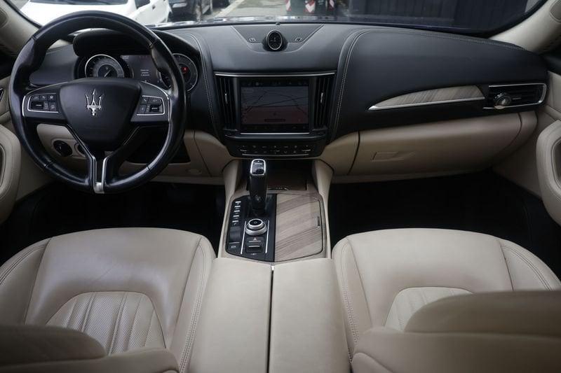 Maserati Levante V6 Diesel 275 CV AWD Granlusso Q4 Unicoproprietario