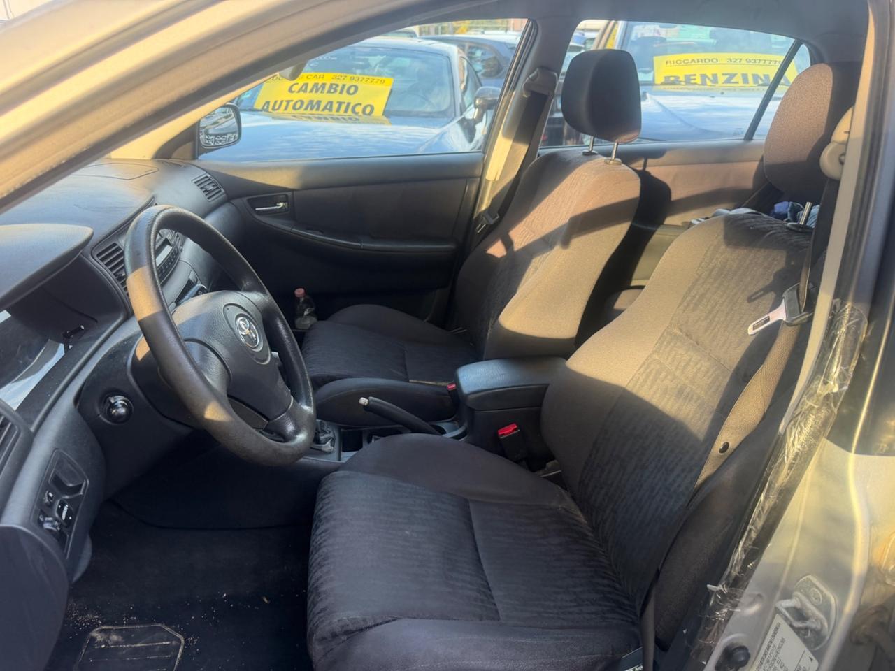 Toyota Corolla 1.4 16V 5 porte