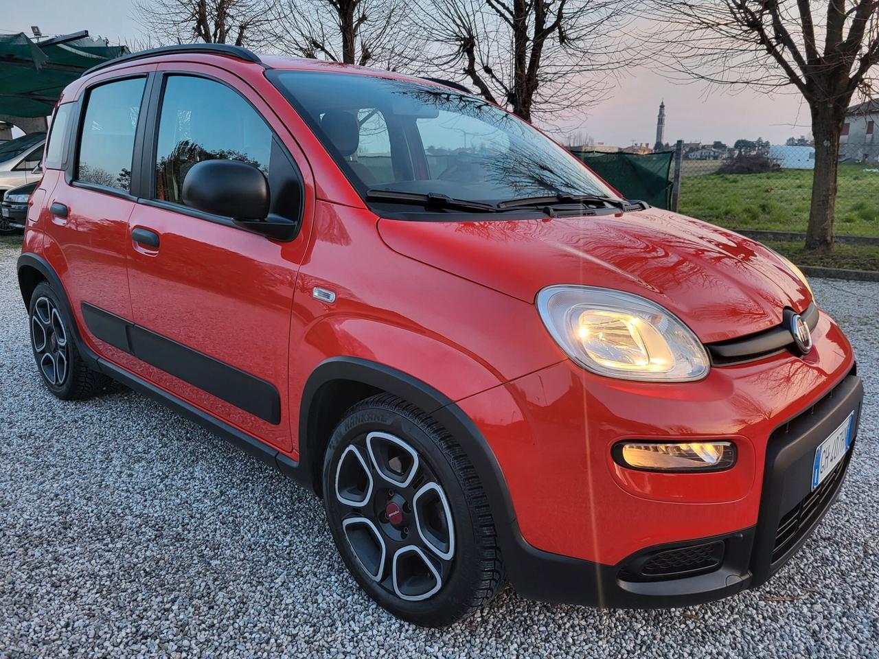 Fiat Panda 1.0 FireFly S&S Hybrid City Cross UNICAPROPRIETARIA