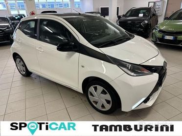 Toyota Aygo 1.0 VVT-i 69 CV 5 porte x-cool TSS