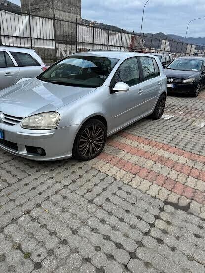 Volkswagen Golf 1.9 TDI 5p. Sportline NEOPATENTATI